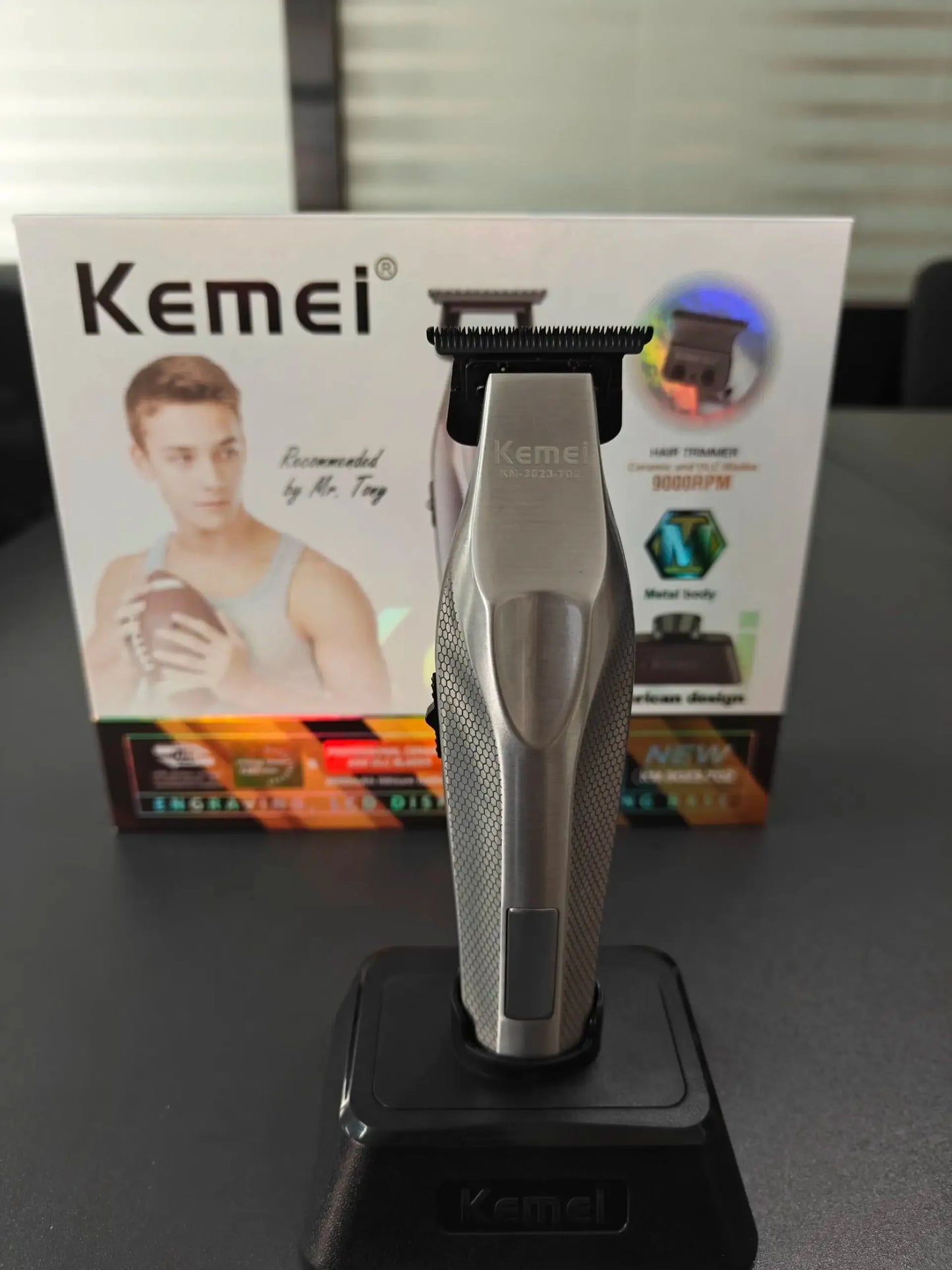 Kemei Zero Gapped Professional Hair Trimmer – 9000RPM, DLC Blade, Cordless